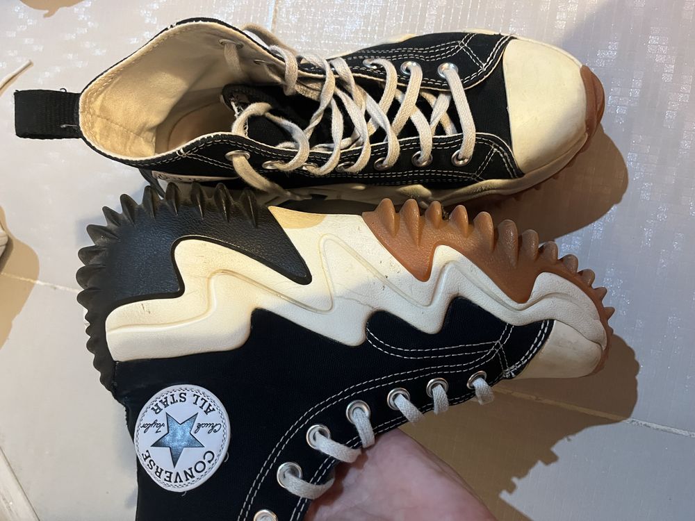 Converse Run Star Motion