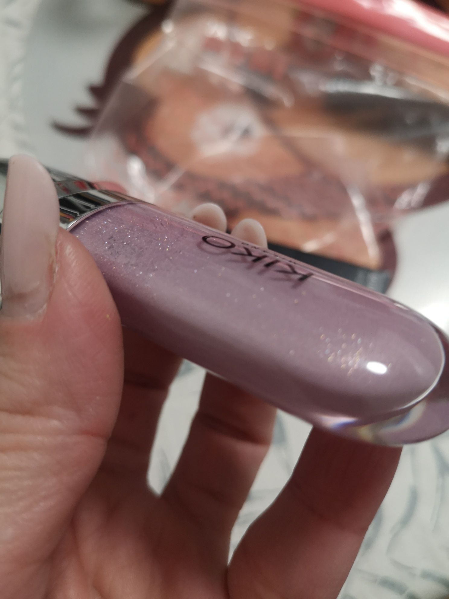 Kiko 3 d hydra lipglos nr 27 pearly  lavander