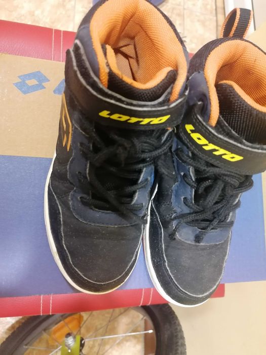 Детски зимни боти Детски кецове за момче, 10 лв