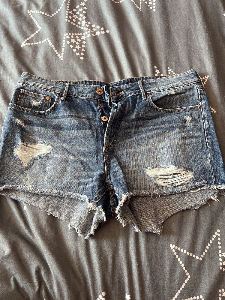 Дамски къси панталони H&M