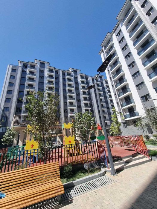 3 xonali kvartira sotuvda