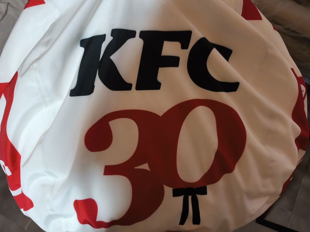 Пуф KFC/чисто нов