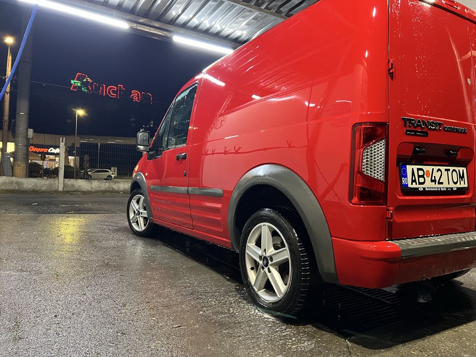 Ford connect 1.8 tdci 90 cp AC