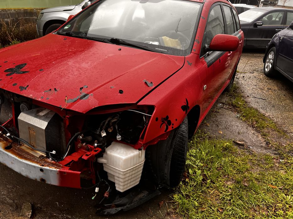 Тойота Авенсис на части!!!