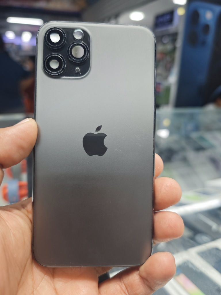Iphone Xar hil turdagi korpuslar keldi