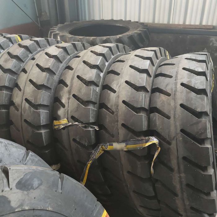 Шины на спецтехнику