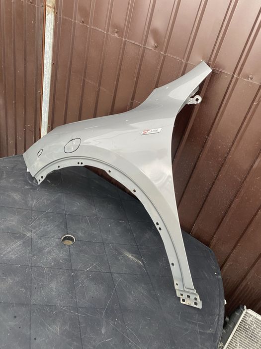 Aripa stanga fata ford kuga 3 st line 2020,2021,2022,2023