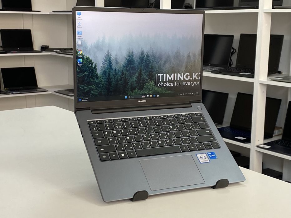 Легкий ноутбук Huawei MateBook D14 - 14/Core i5-12450H/8GB/SSD 512GB