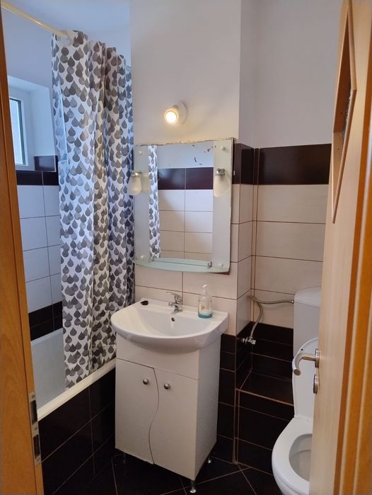 Închiriez apartament 2 camere