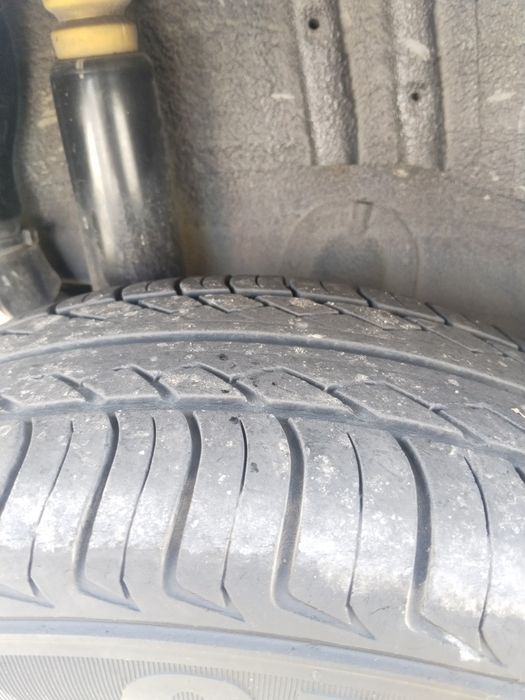 Balon sotiladi xammasi 200.000