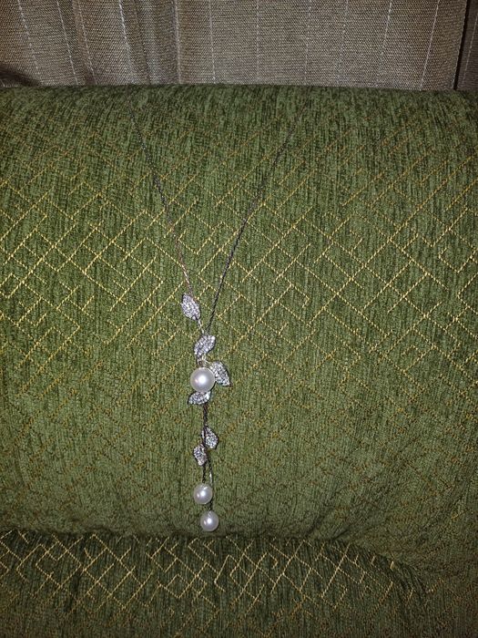 Продавам дълго колие