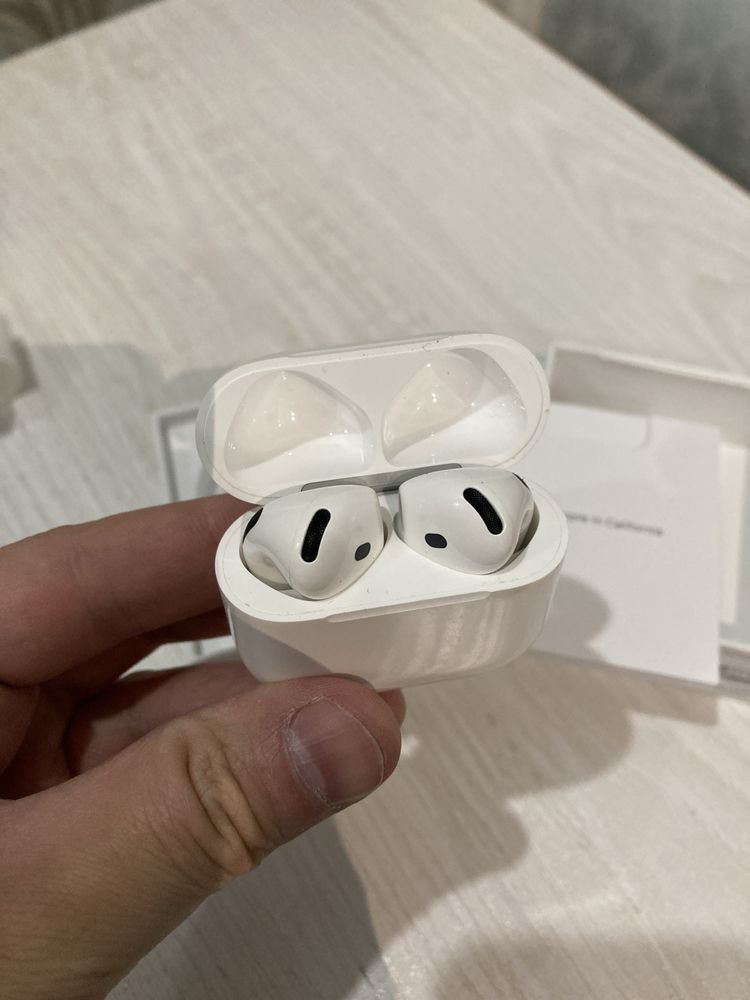 Продам Airpods 4, оригинальный