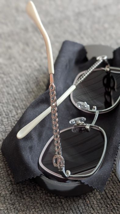 Дамски Слънчеви очила Guess GF6119 6110F