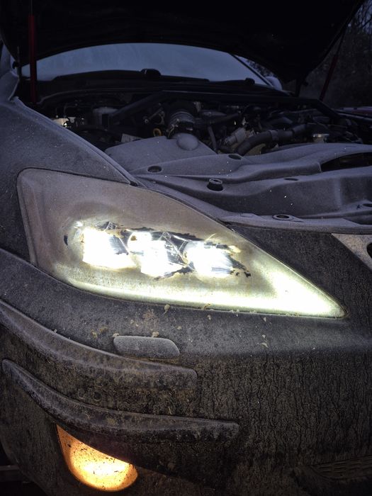 Piese Lexus îs 250 benzina an 2009