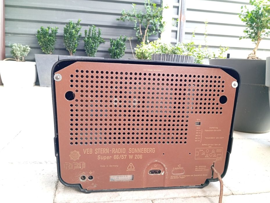 Radio tuburi bachelita in stare foarte buna
