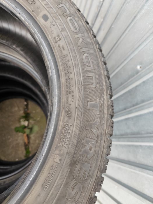 Anvelope 235 55 r18 iarna nokian