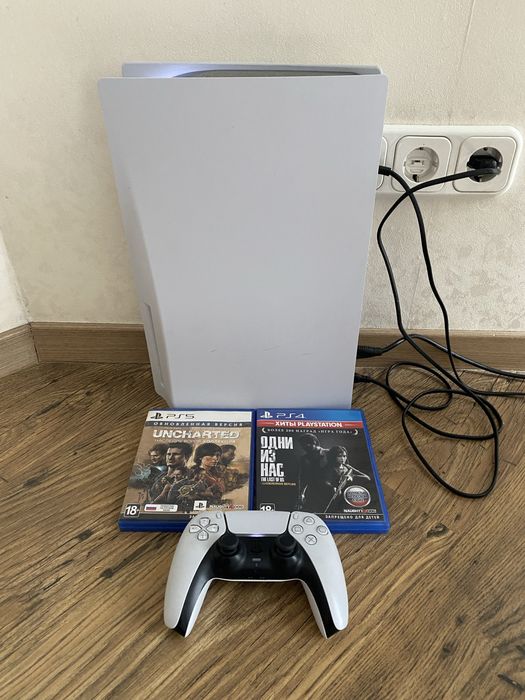 Продам Sony PlayStation 5 в хорошем состоянии