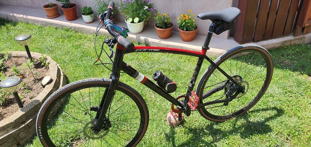 Bicicleta trekking Forme Repton 28