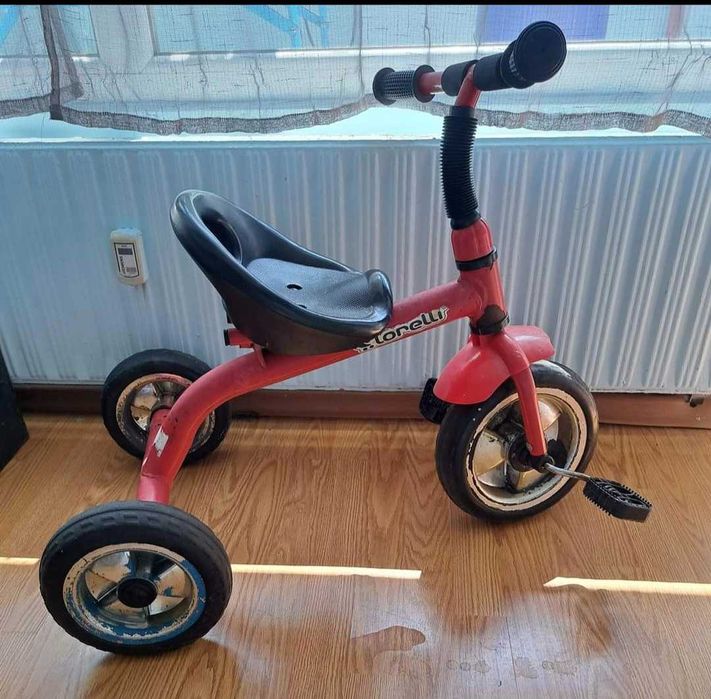 Детско колело с три гуми