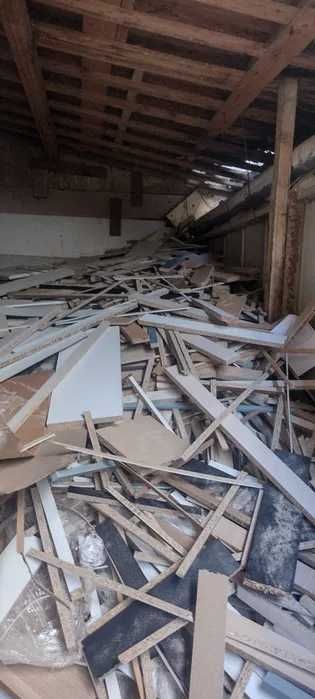 deseu din pal la sac alternativa la lemn , aproximativ 200 de saci