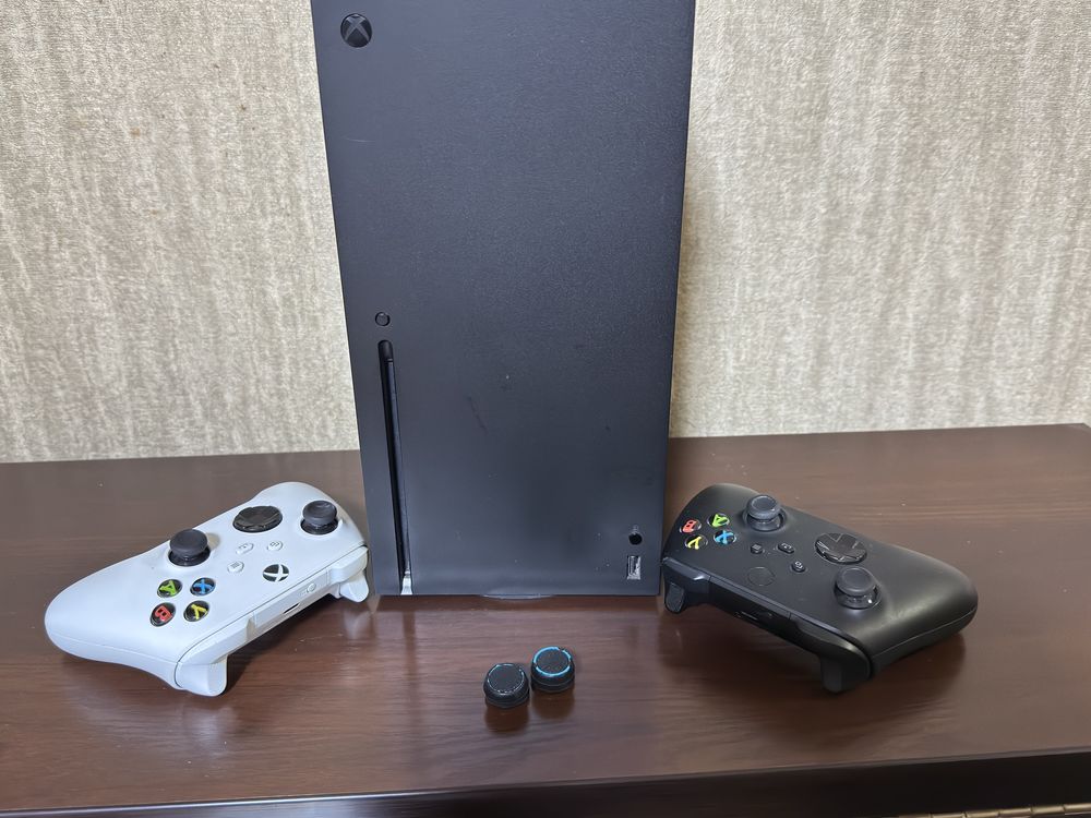 Xbox Series X (1TB SSD)