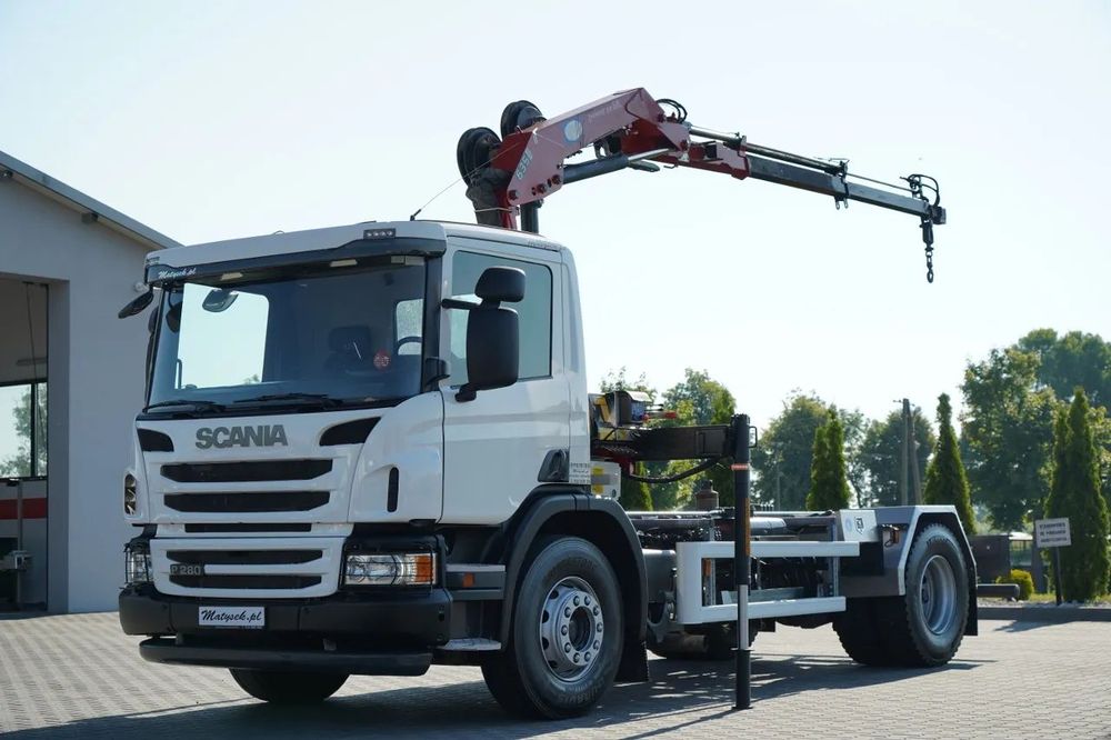 Scania P 280 / 4X2 / CILINDRU BASCUNĂ / + HMF 635 HDS / CAPACITATE DE RIDICARE 1.500 KG / EXTENSIE MAXIMĂ 7 M / RADIOCOMANDĂ / EURO 6