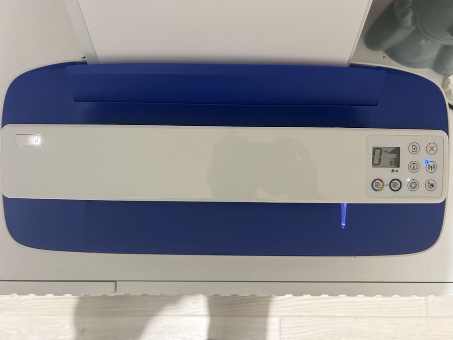 Принтер и скенер HP Desck jet 3760