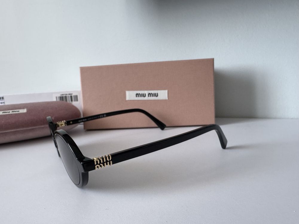 Дамски слънчеви очила Miu Miu