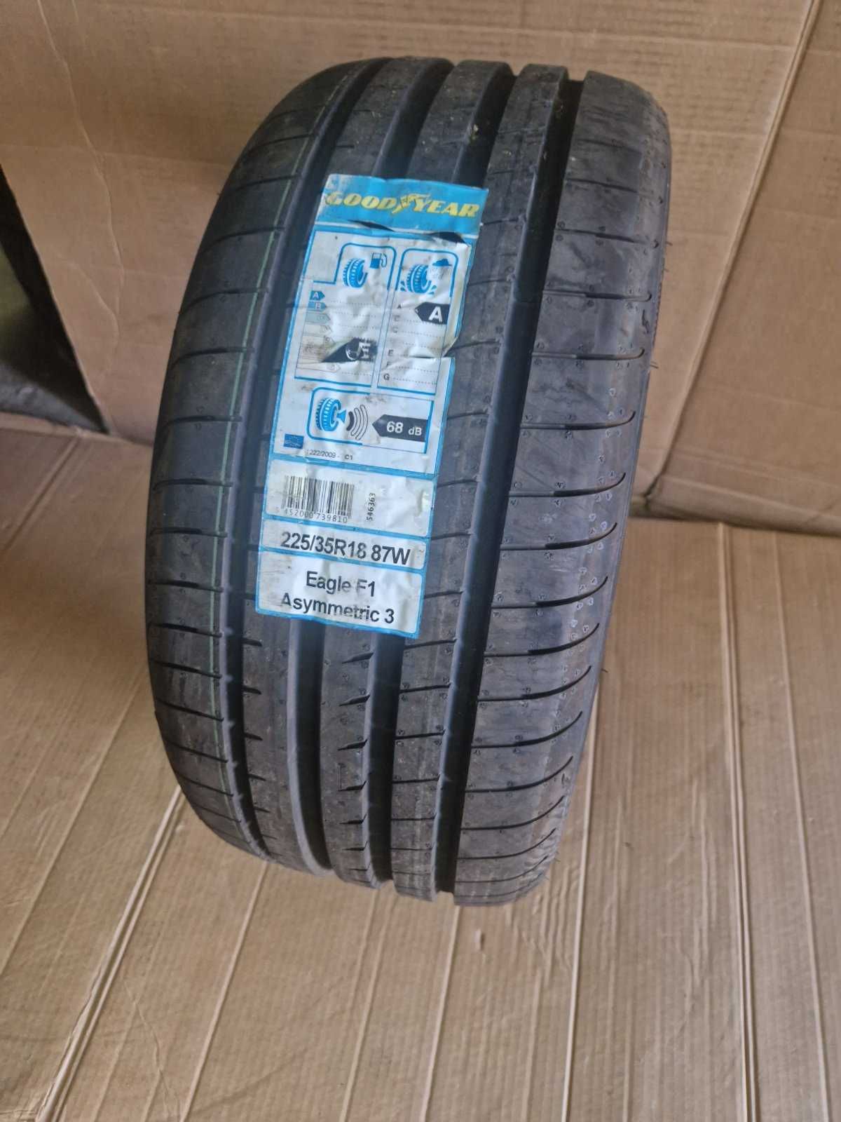 1 брой Goodyear R18 225/35/ 
нова лятна гума 
DOT2418