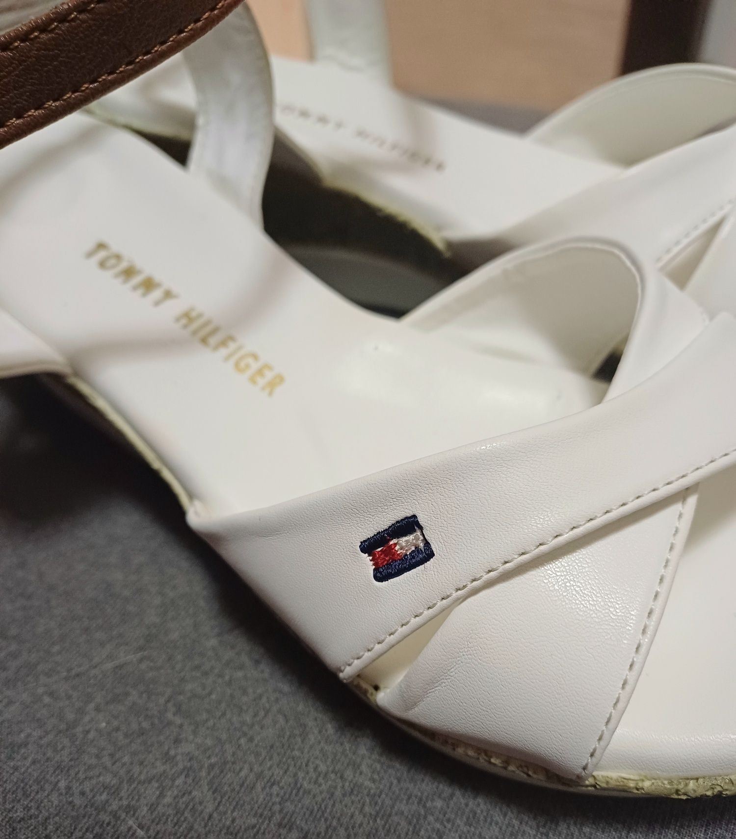 Tommy Hilfiger сандали
