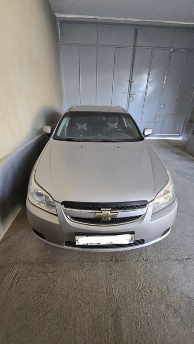 Chevrolet Epica.