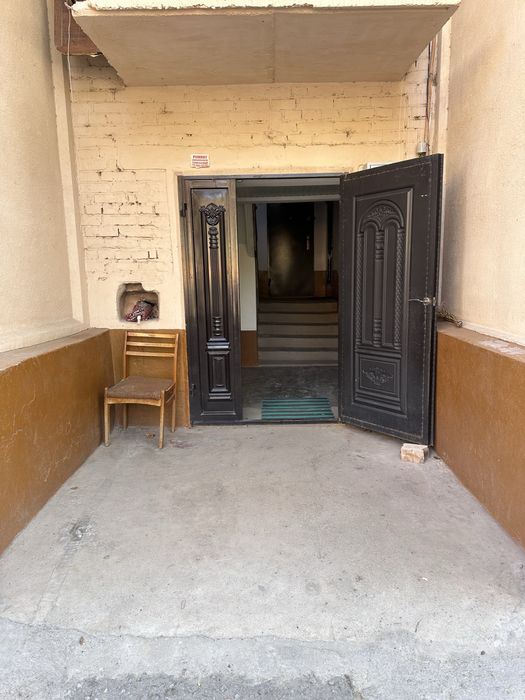 Продается 1 комнатная квартира 1 этаж 5 этажки ! 25 кв метр !