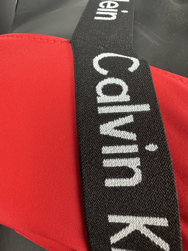 Calvin Klein бански УНИКАЛЕН