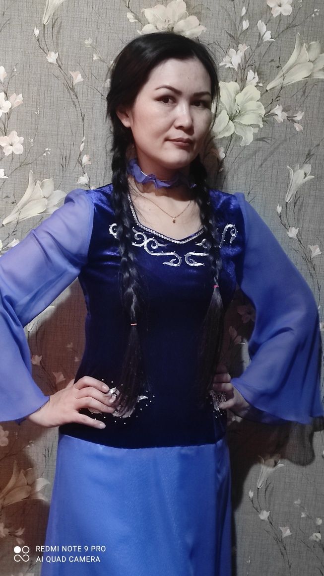 Казакская национальная платья