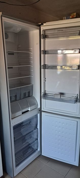 Dezmembrez combina frig Arctic AK366NFS+