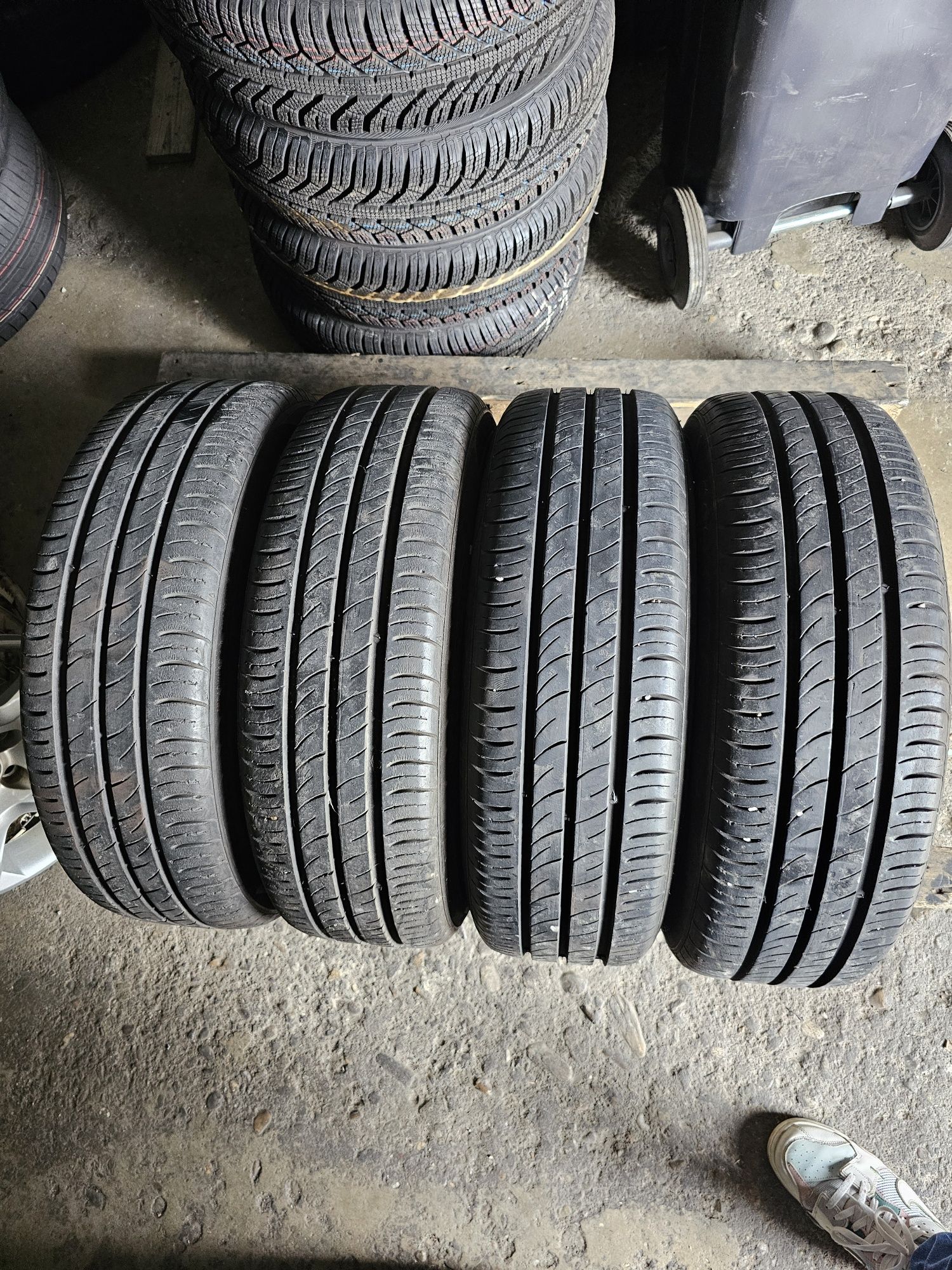 4 jante 4x100 cu anvelope vara 185 65 15 Kumho 6.8mm