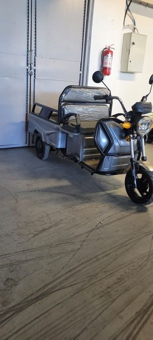 Triciclu electric Apec Tuk Tuk