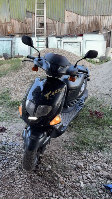 vand scuter peugeot 125cm
