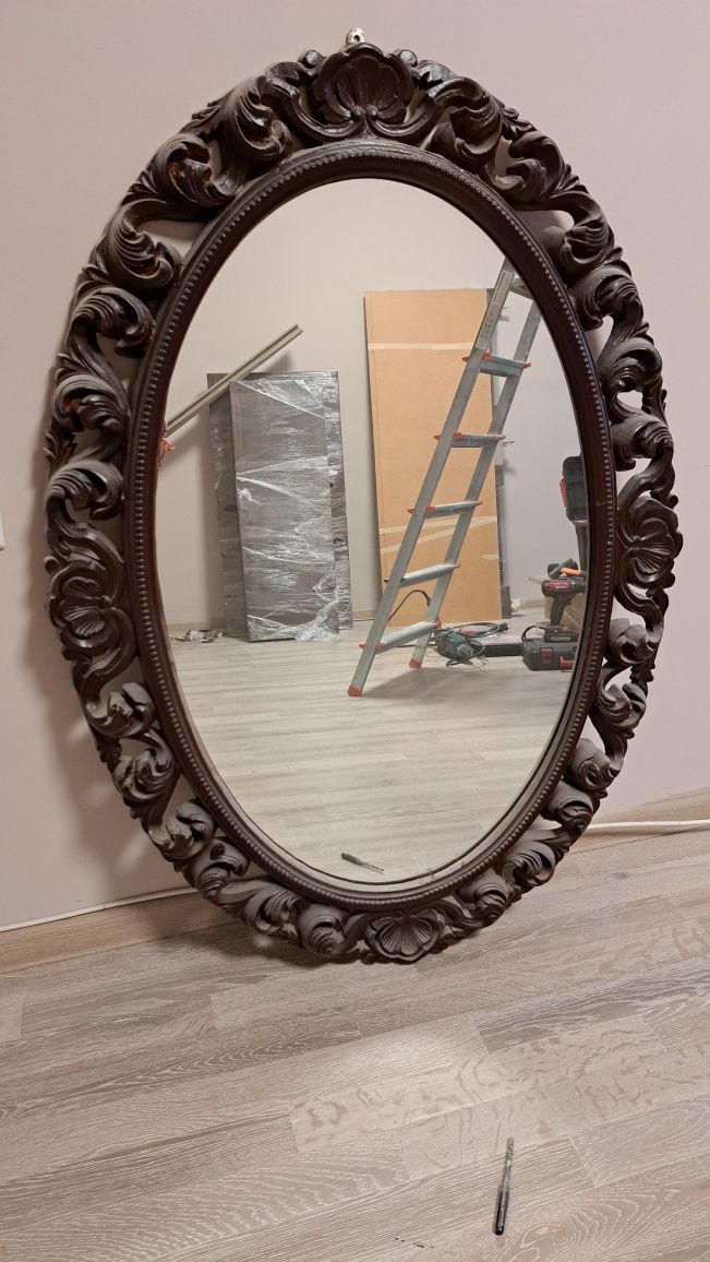 Огледало за стена