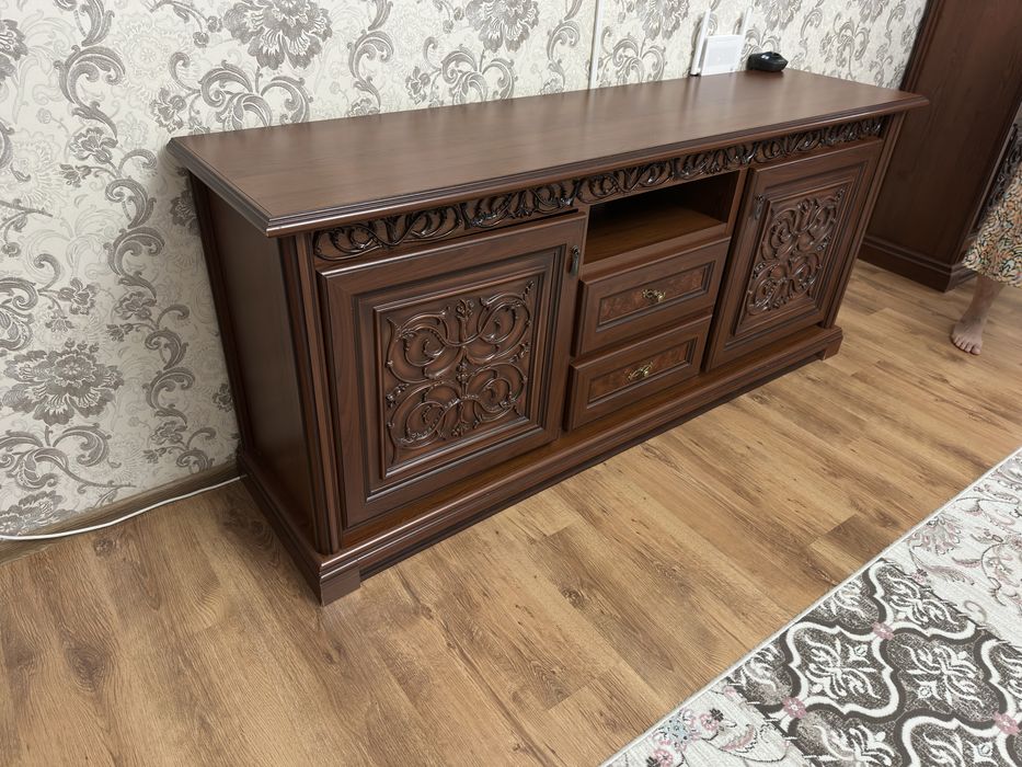 Продам комод для гостинной