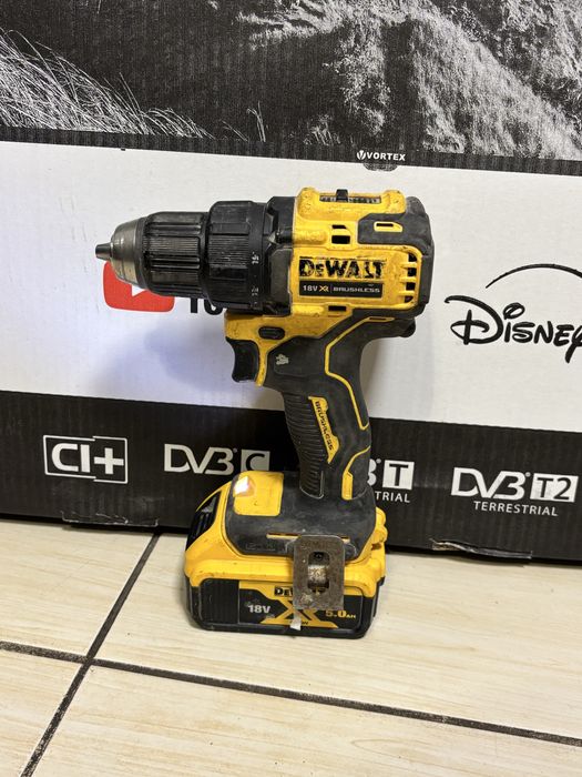 MDM vinde: Filetanta Dewalt DCD708+Acumulator 5.0aH.