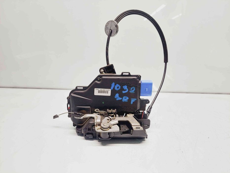 Broasca usa dreapta fata Volkswagen Touran (1T1, 1T2) [Fabr 2003-2010]