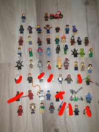 Vand minifigurine si accesorii lego