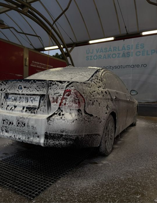 BMW 318D 2007 2.0