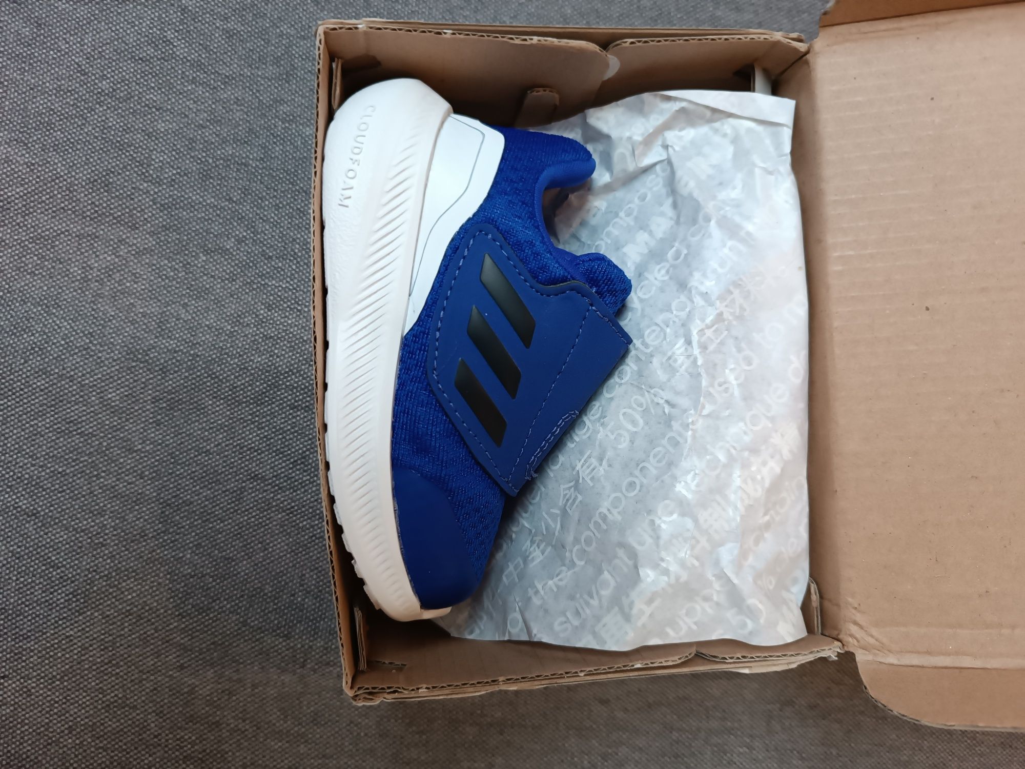 Маратонки за бебе adidas оригинални р-р 20