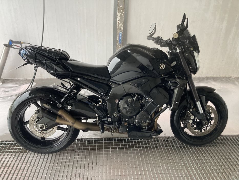 Yamaha fz1.                              .