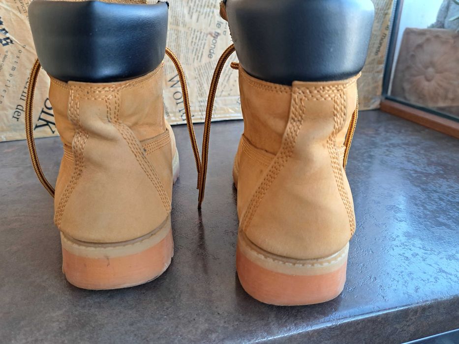 детски боти,кубинки,зимни обувки номер 39 Timberland,за момче