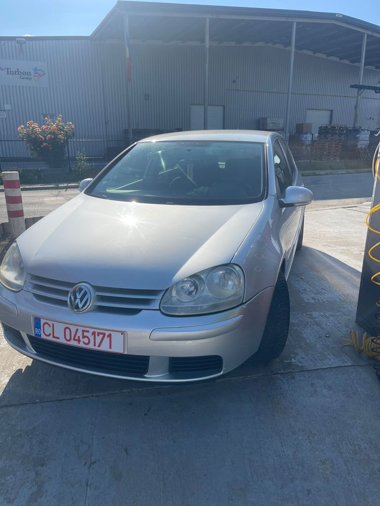 Volkswagen Golf 5 urgent!!