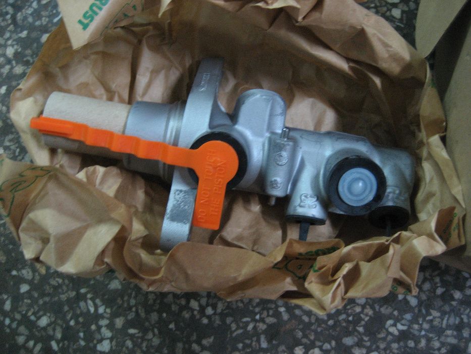 Оргинална Спирачна Помпа за Фолксваген,Сеат,Ауди