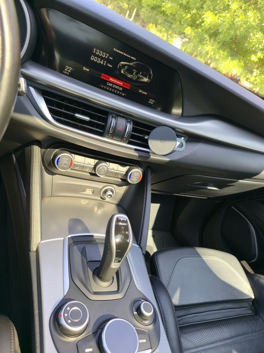 Alfa Romeo Stelvio 2.0, 280 CP